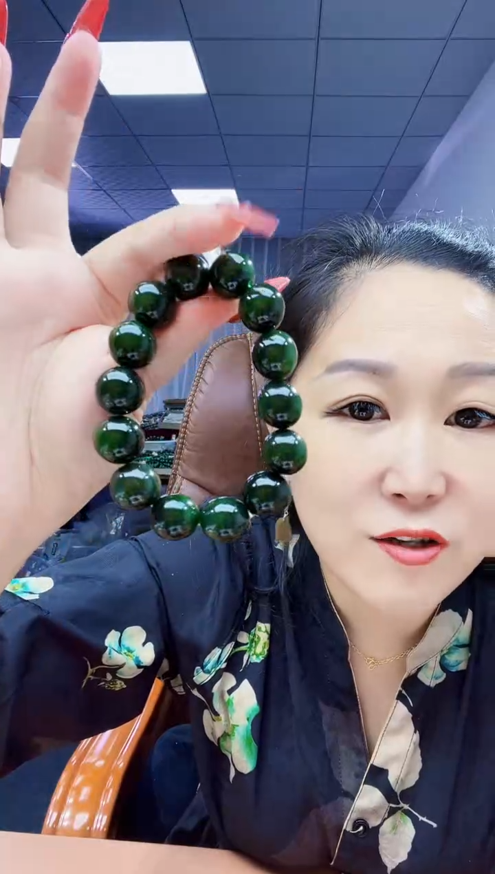 手串未镶嵌和田玉纯天然和田玉俄7碧老油绿16