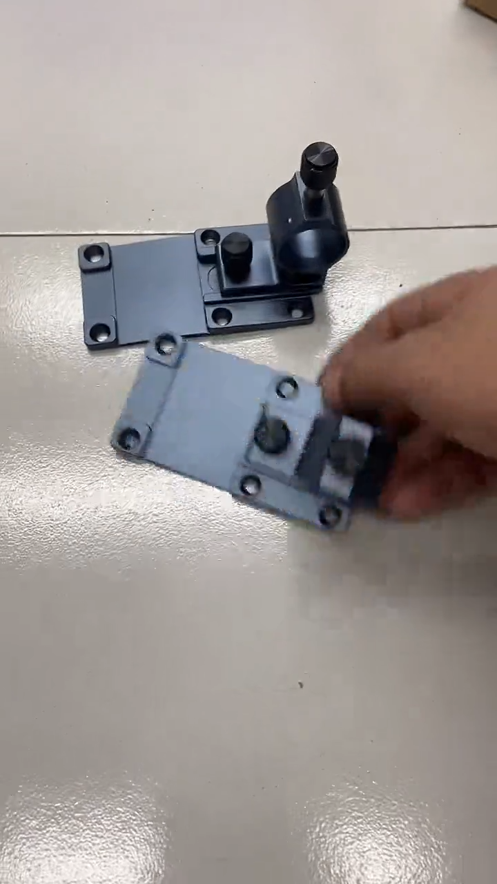 狼途包角伞架1对 枪色