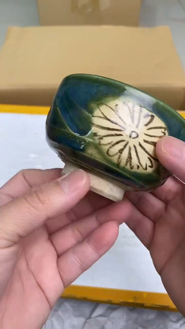 日瓷回流小碗一个