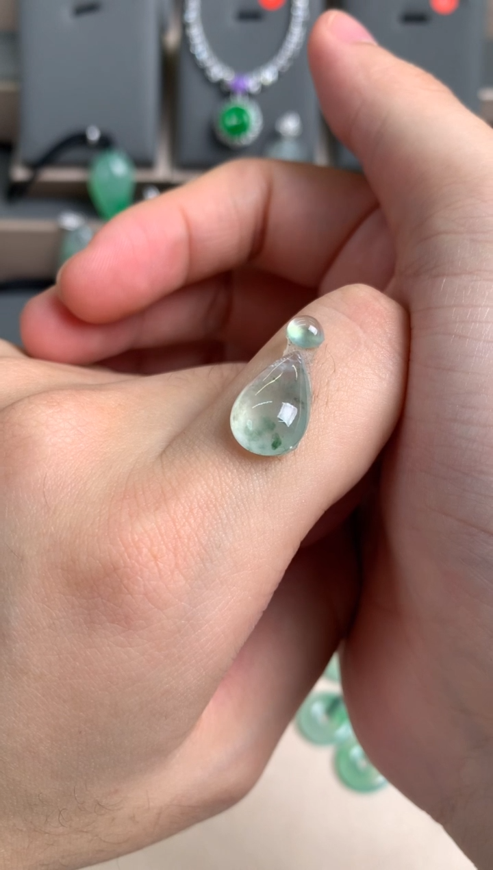 未镶嵌定制翡翠裸玉