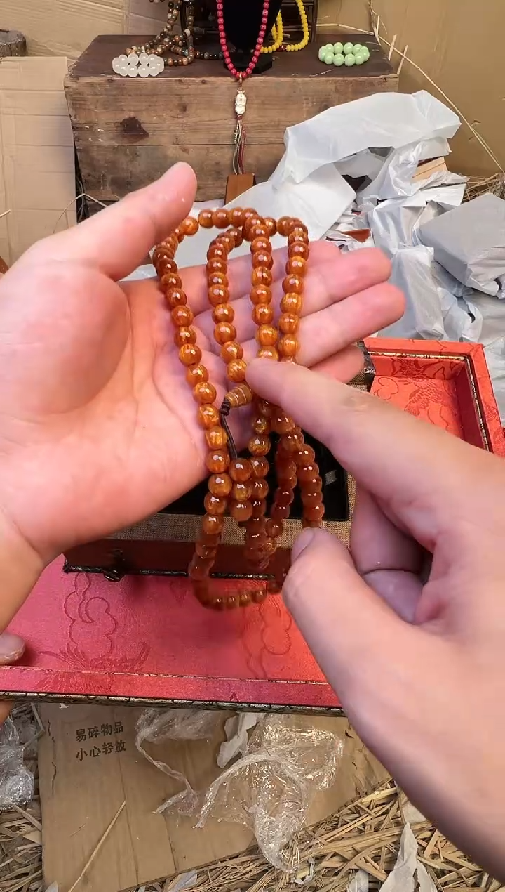 精美手串 无礼盒（）