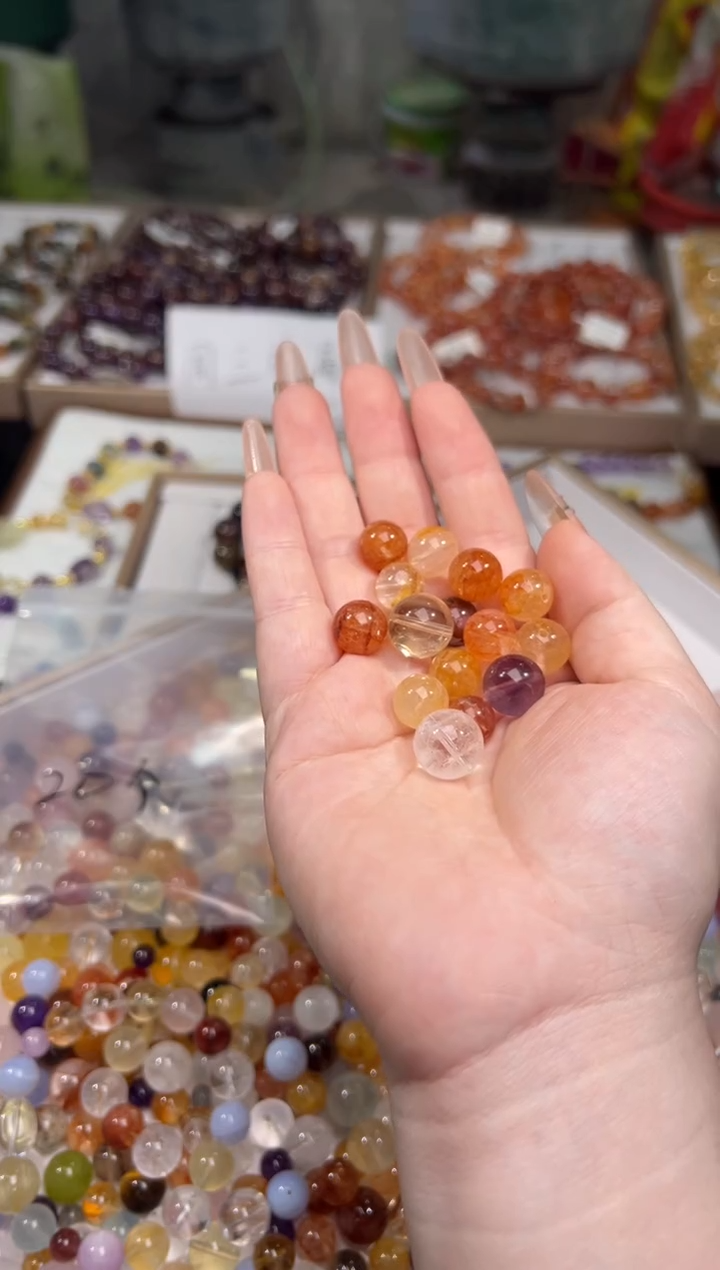 未镶嵌珠宝半成品水晶水晶散珠（20颗一份/默认微瑕）多样性发其一