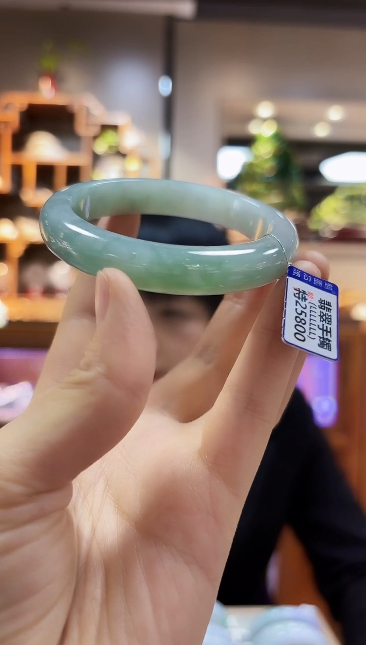 【闪购商品】翡翠颈饰未镶嵌58.1手镯