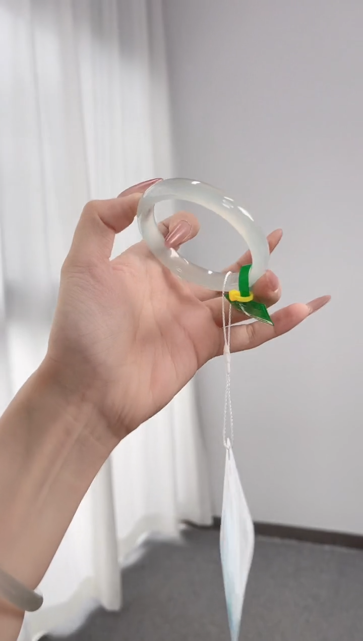 玛瑙/玉髓手镯未镶嵌56圈