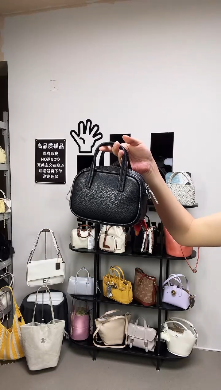 牛皮（革）彩汐轻奢女包编号：76