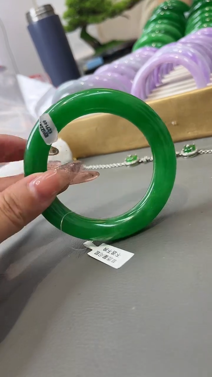 【闪购商品】砖雕闪52 圈口58.7 独货手镯