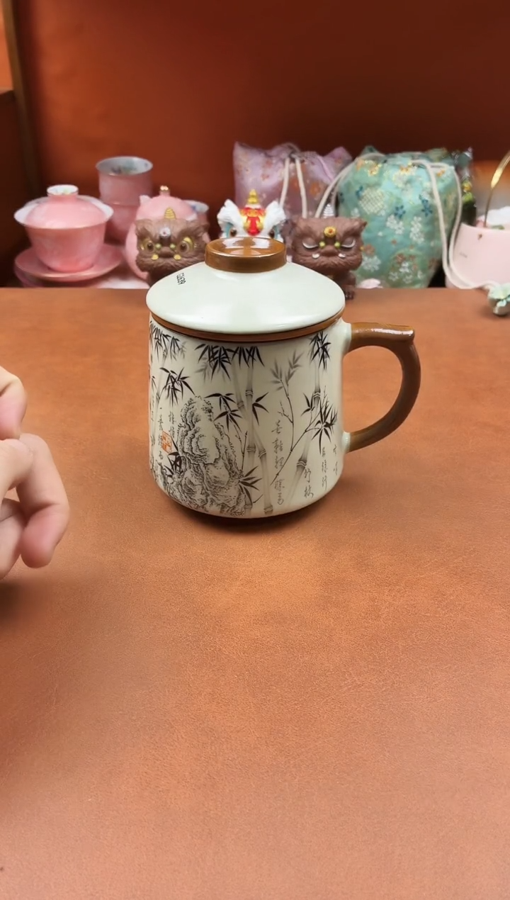 陶瓷掐丝银缠枝纹掐丝银缠枝纹