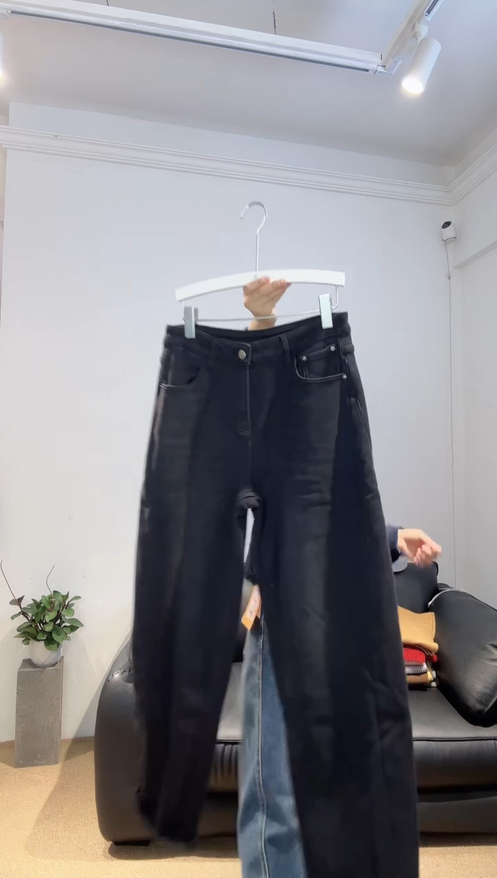 30码黑色窄版加绒弯刀裤1990