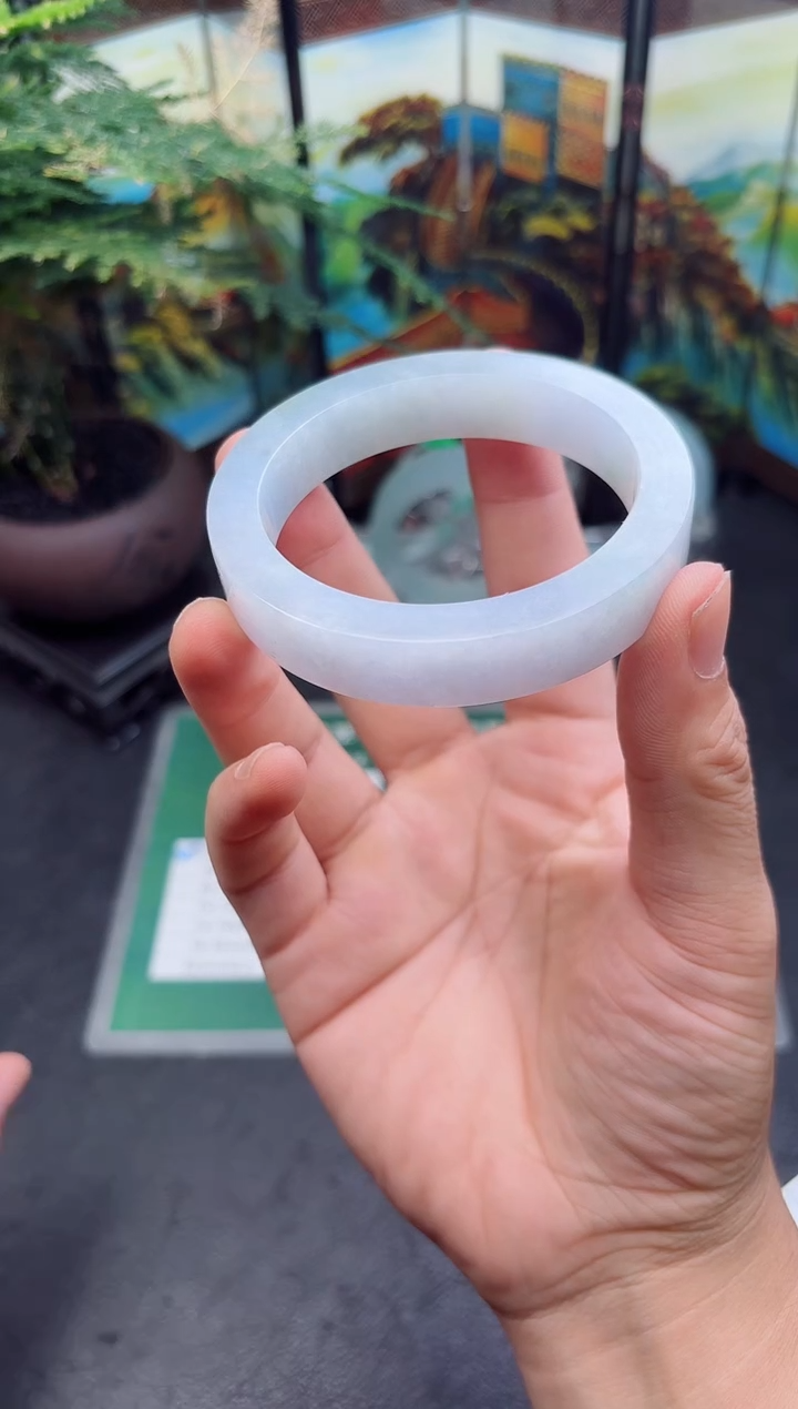 定制翡翠手镯未镶嵌手镯