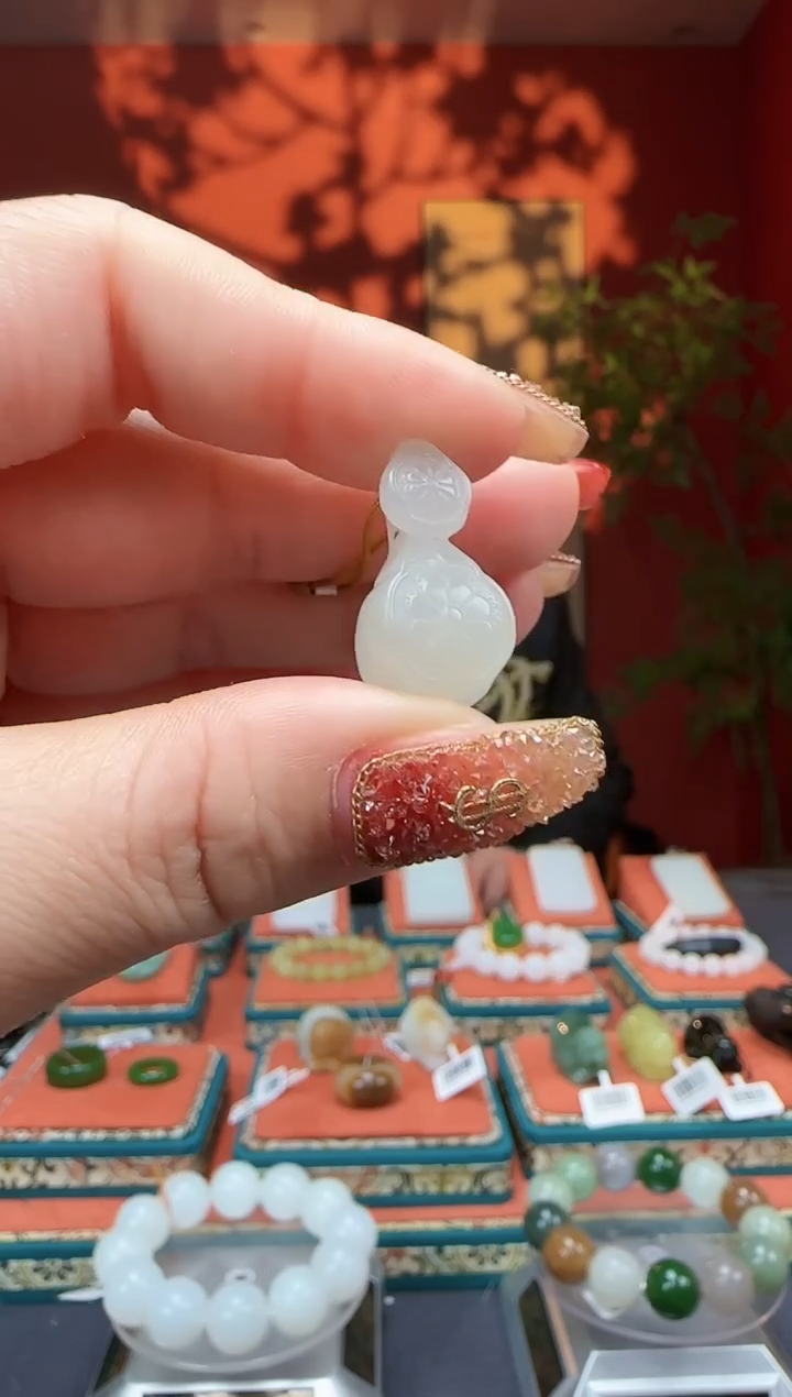 【闪购商品】和田玉吊坠未镶嵌吊坠