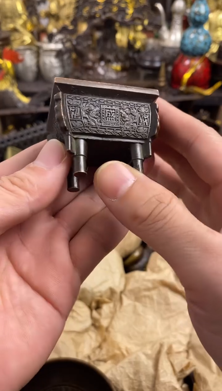 1案台摆件 物品摆件
