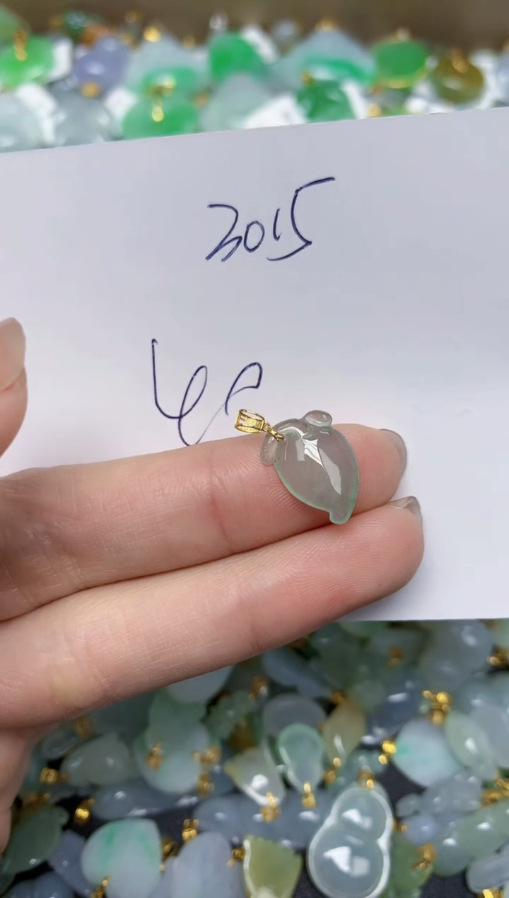 【闪购商品】翡翠颈饰18K金镶嵌天然翡翠A货