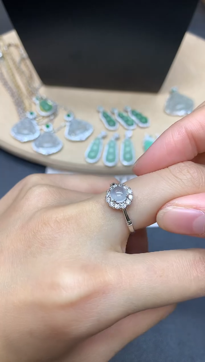 【闪购商品】翡翠戒指银S925镶嵌蛋面【多样性发其一】