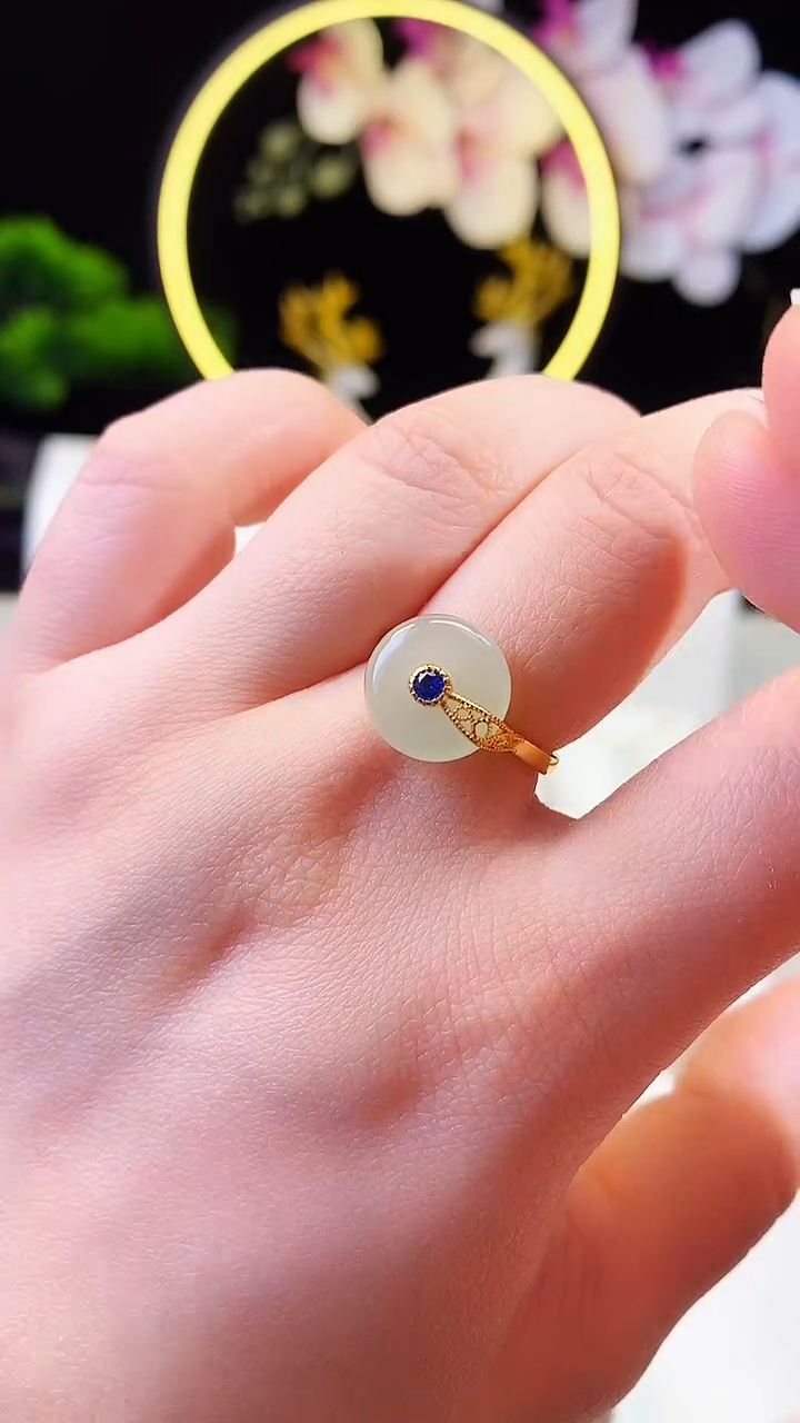 银S925镶嵌戒指和田玉石来运转戒指