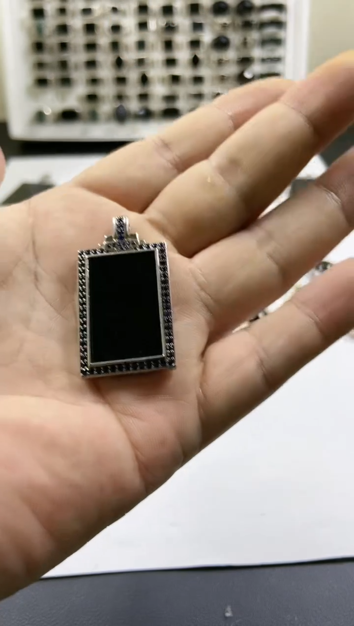 吊坠(赠链)银S925镶嵌翡翠无事牌