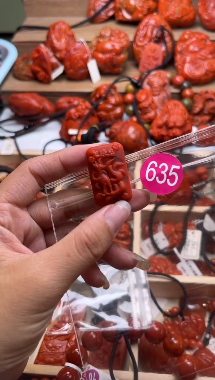 【闪购商品】南红玛瑙珠宝奇石未镶嵌635