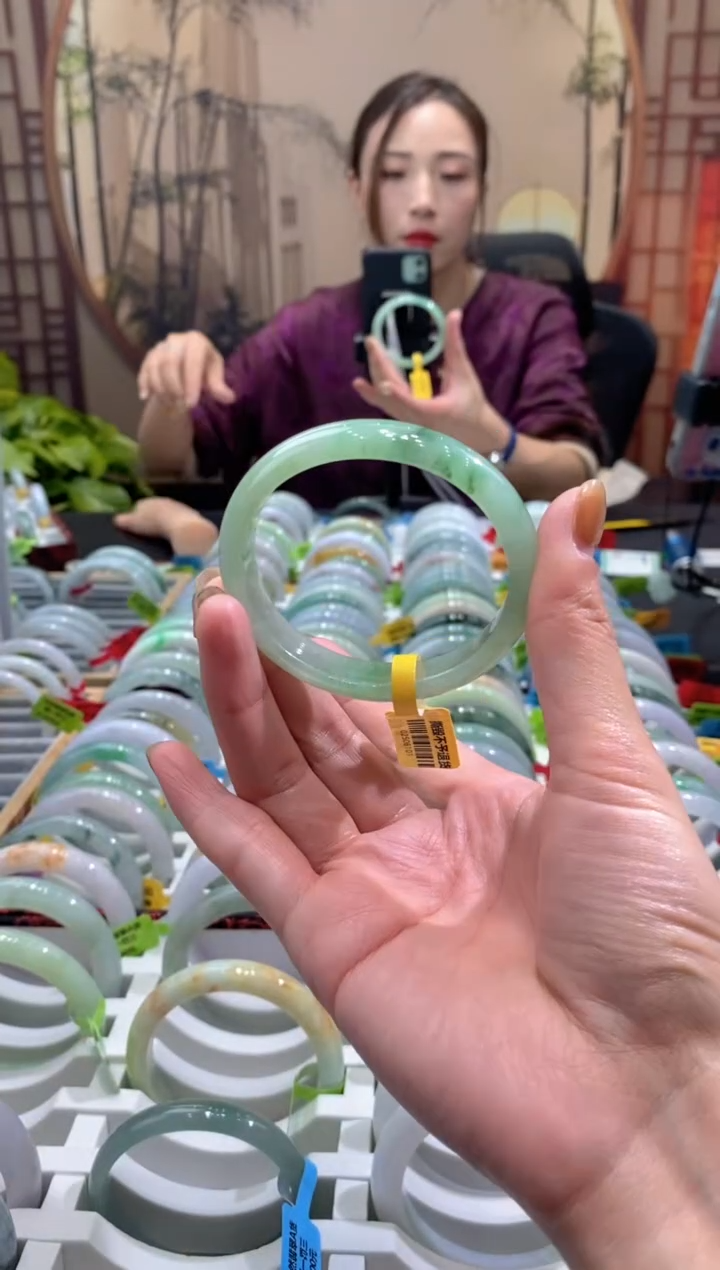 未镶嵌手镯翡翠王*乐000077226