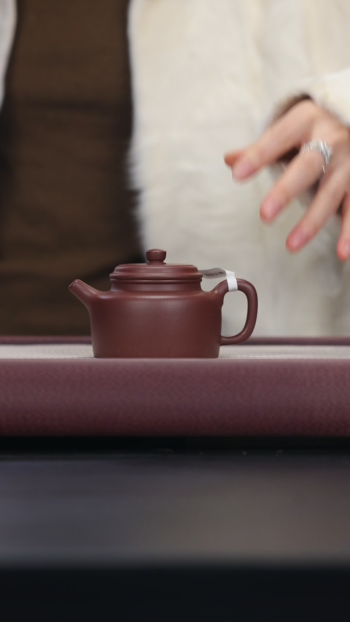 【闪购商品】紫砂茶壶紫泥 德钟 160cc