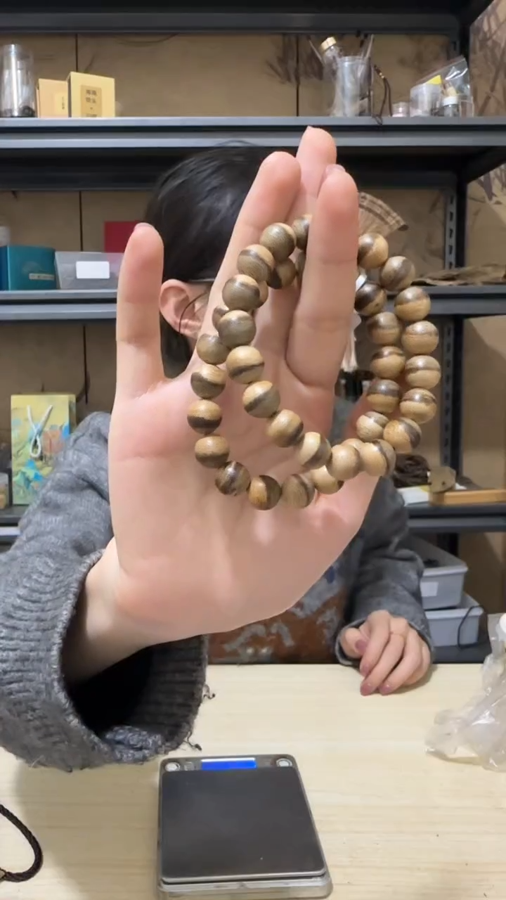 【闪购商品】沉香手串18号马泥涝野料手串多样性一条卡10