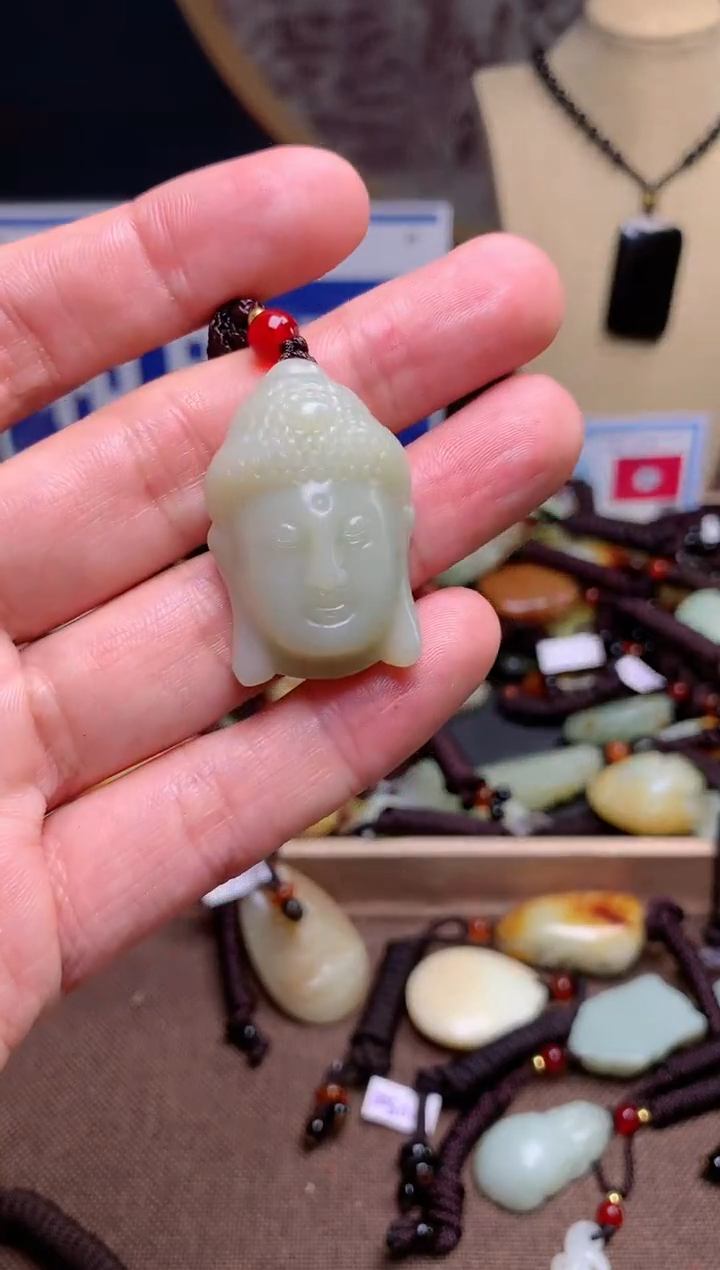 【闪购商品】和田玉颈饰未镶嵌1