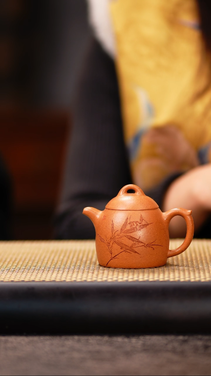 CWH92降坡泥秦权（刻竹）