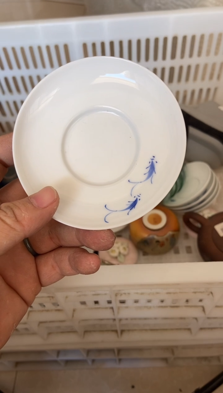 无运费险有瑕疵的摄影的产品有使用过的痕迹有点脏介意勿拍