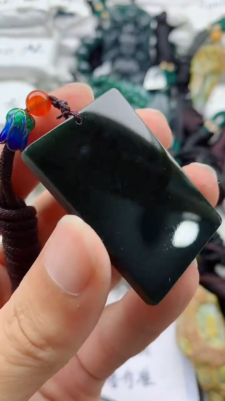 和田玉（糖玉）未镶嵌颈饰88888888888