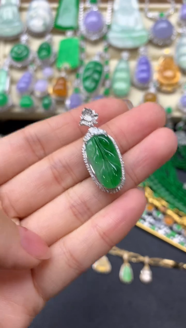 【闪购商品】翡翠颈饰18K金镶嵌393中国好珍宝