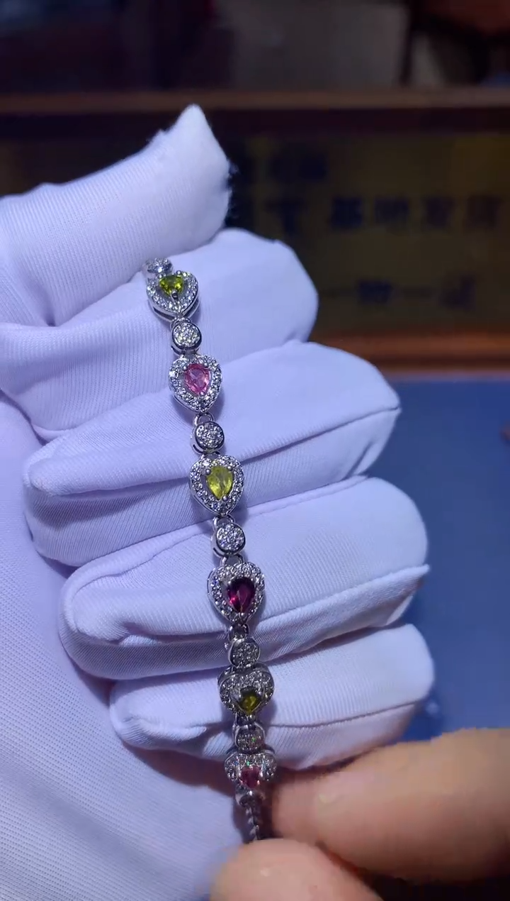 【闪购商品】碧玺手链银S925镶嵌........