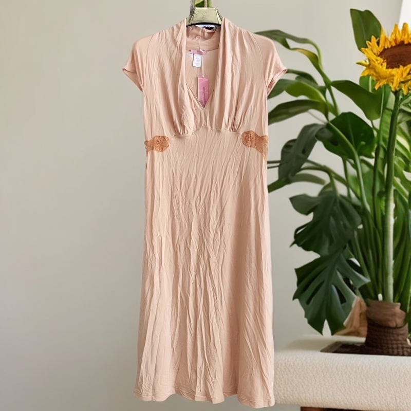 A/505806潮流百搭舒适休闲V领连衣裙