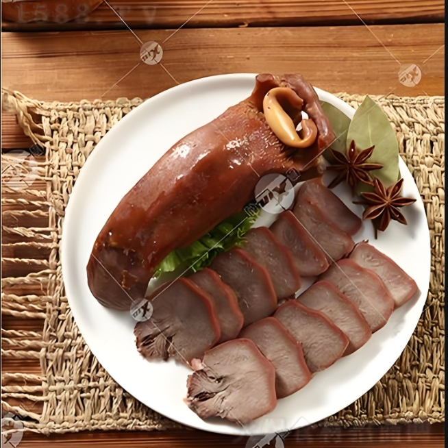 （顺欣圆大酒店）熏猪口条解馋零食