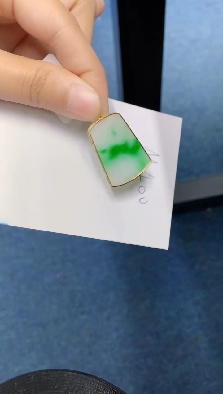 【闪购商品】翡翠颈饰18K金镶嵌000000000