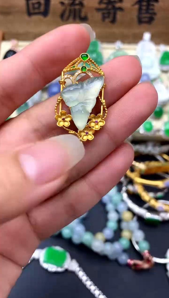 【闪购商品】翡翠颈饰18K金镶嵌255-中国好珍宝