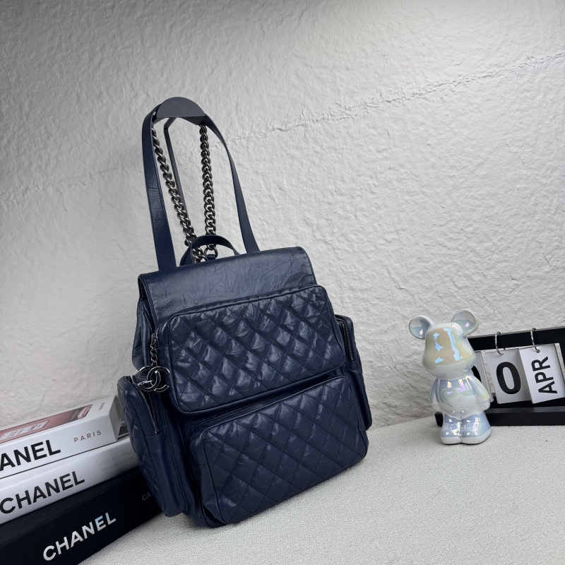 95新 Chanel/香奈儿 藏蓝银扣油蜡牛皮双肩包 底长32 22开