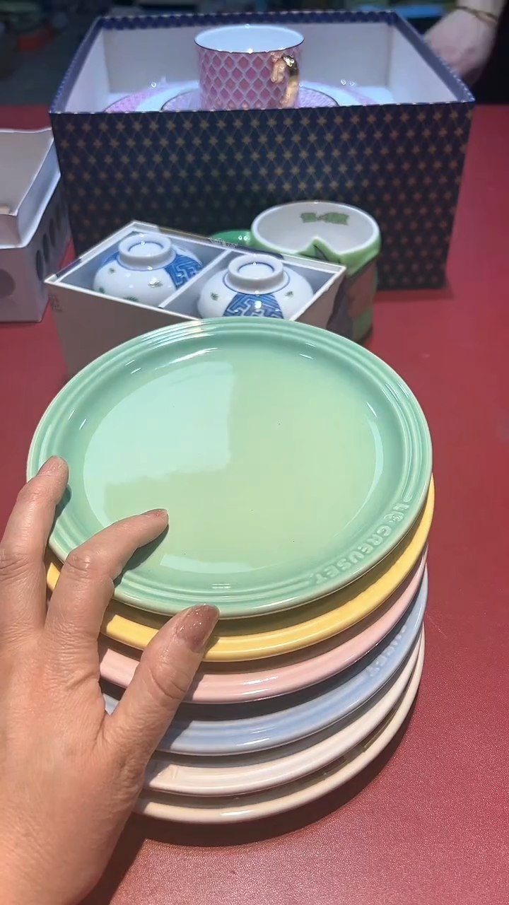 【闪购商品】瓷片锅碗瓢盆一件不剩