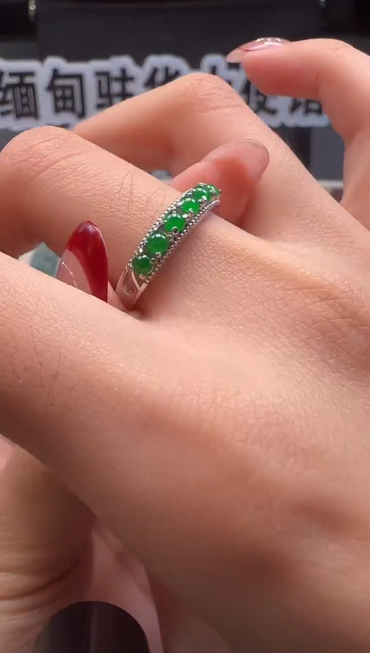 银S925镶嵌戒指翡翠缅甸珠宝严选