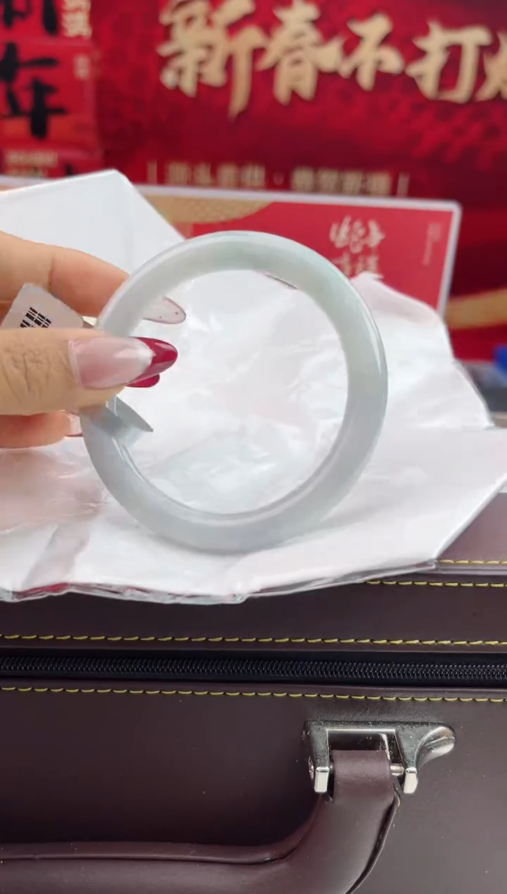 【闪购商品】翡翠手镯未镶嵌翡翠手镯（微瑕）6