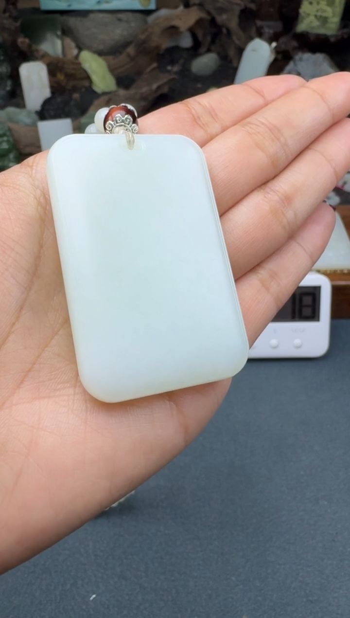 【闪购商品】和田玉颈饰未镶嵌菲菲