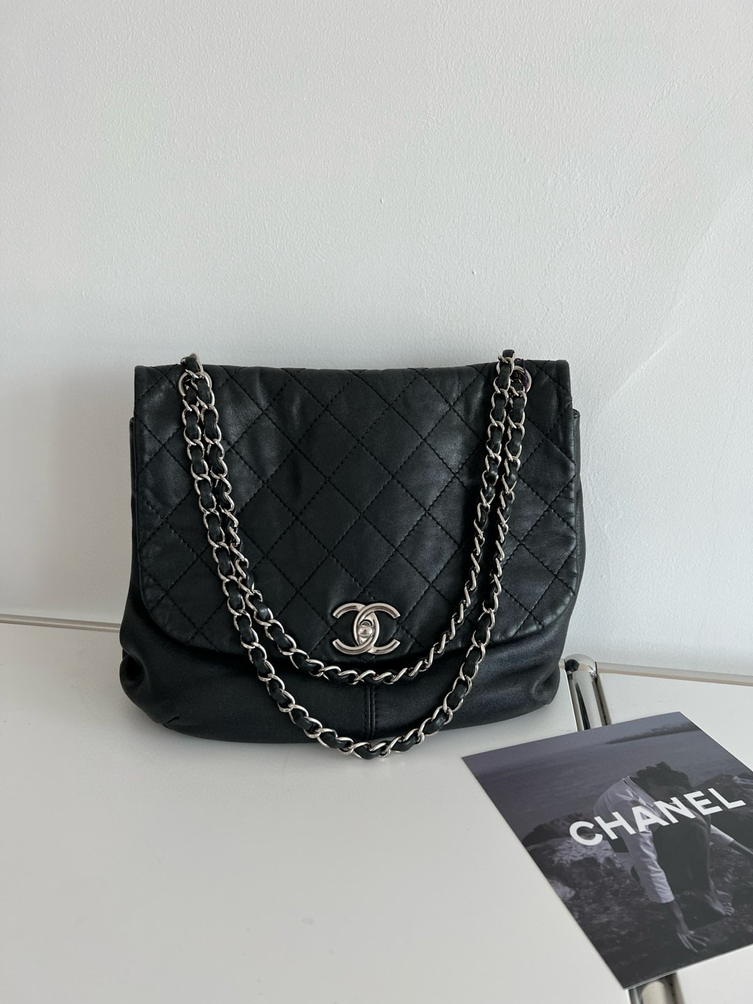 95新 Chanel/香奈儿 3504 Chanel 黑银外缝线南瓜机场包