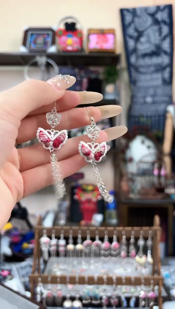 织绣民族风非遗老绣苗银饰品617