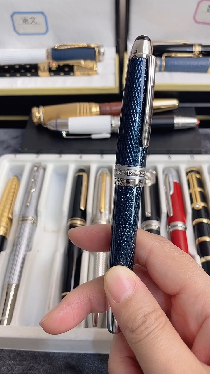 便携式子****猪A888899999