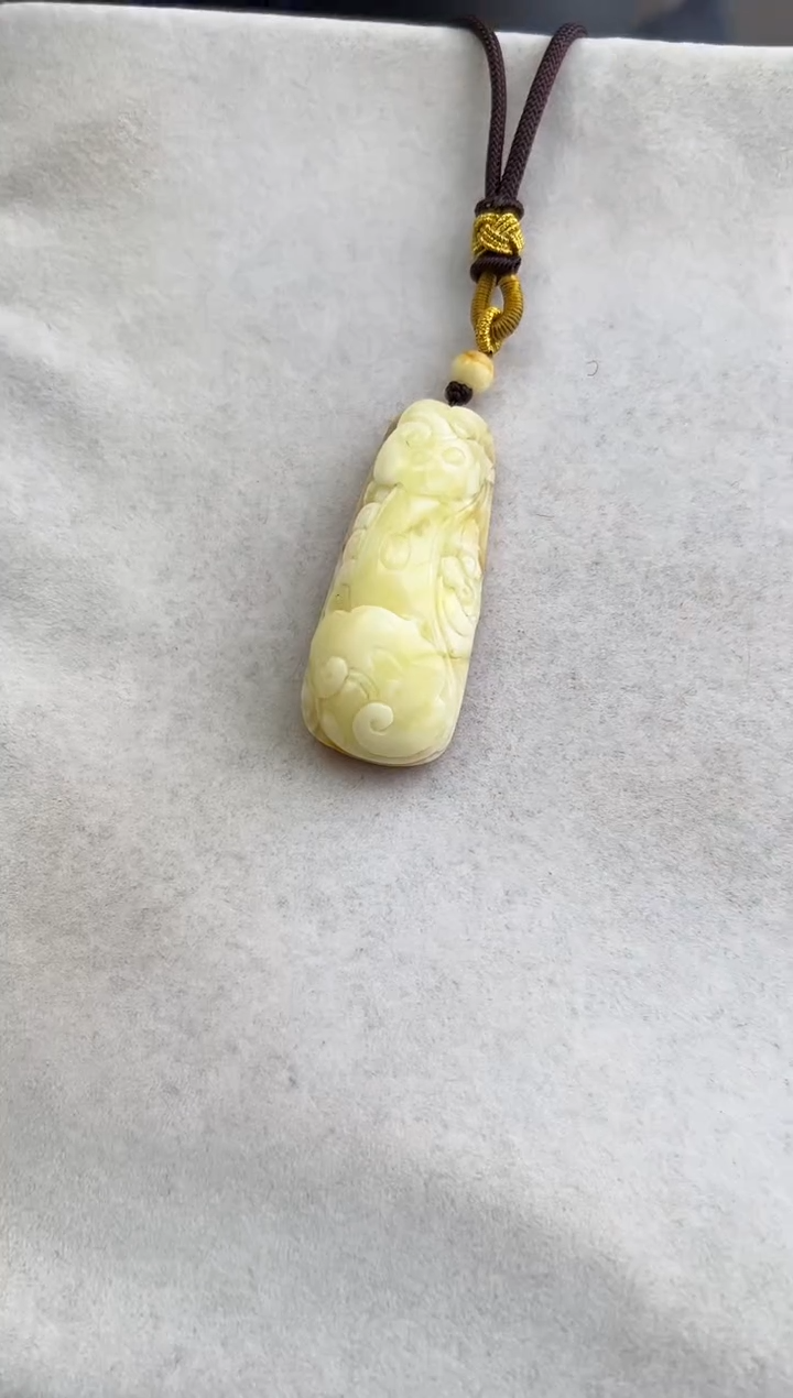 【闪购商品】琥珀裸石未镶嵌10209294-吊坠