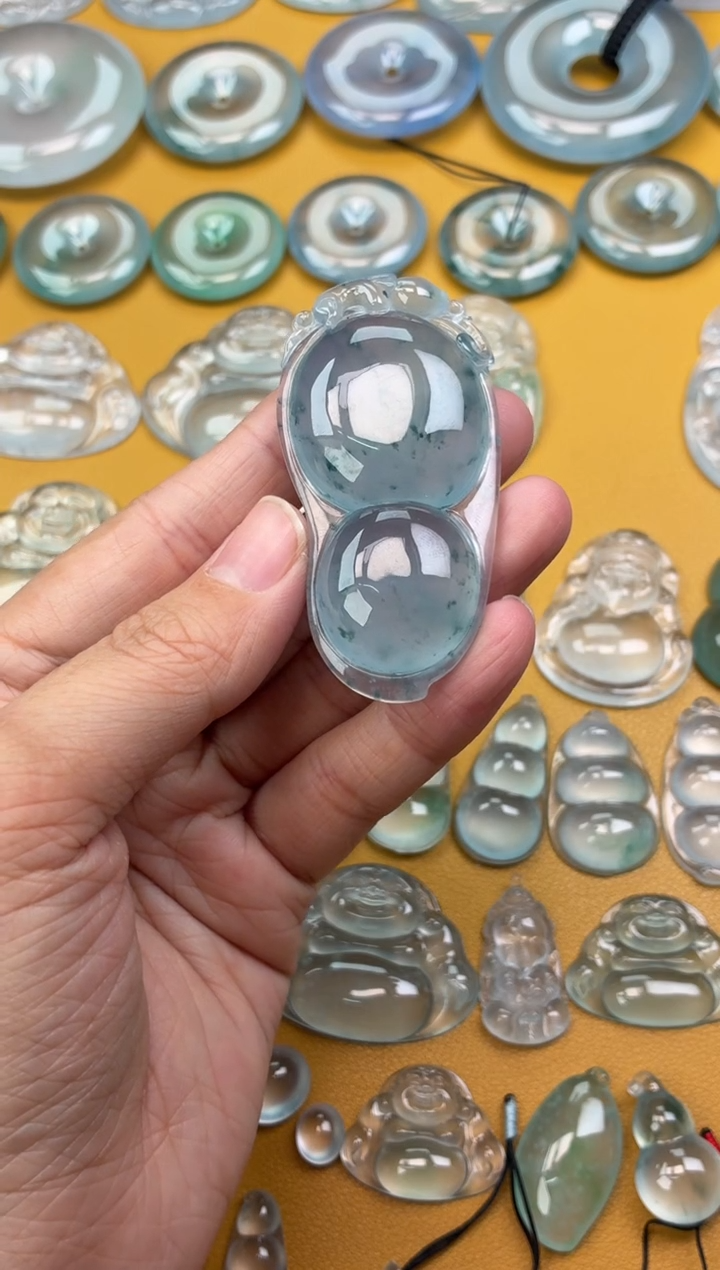 吊坠(不含链)未镶嵌翡翠44 豆子 60.5 30.2 11.7