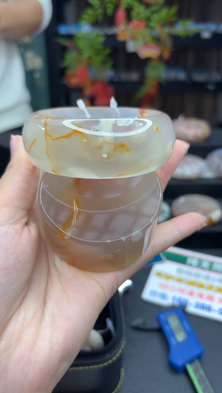 【闪购商品】石英质玉手镯未镶嵌667（62圈赠送镯心）