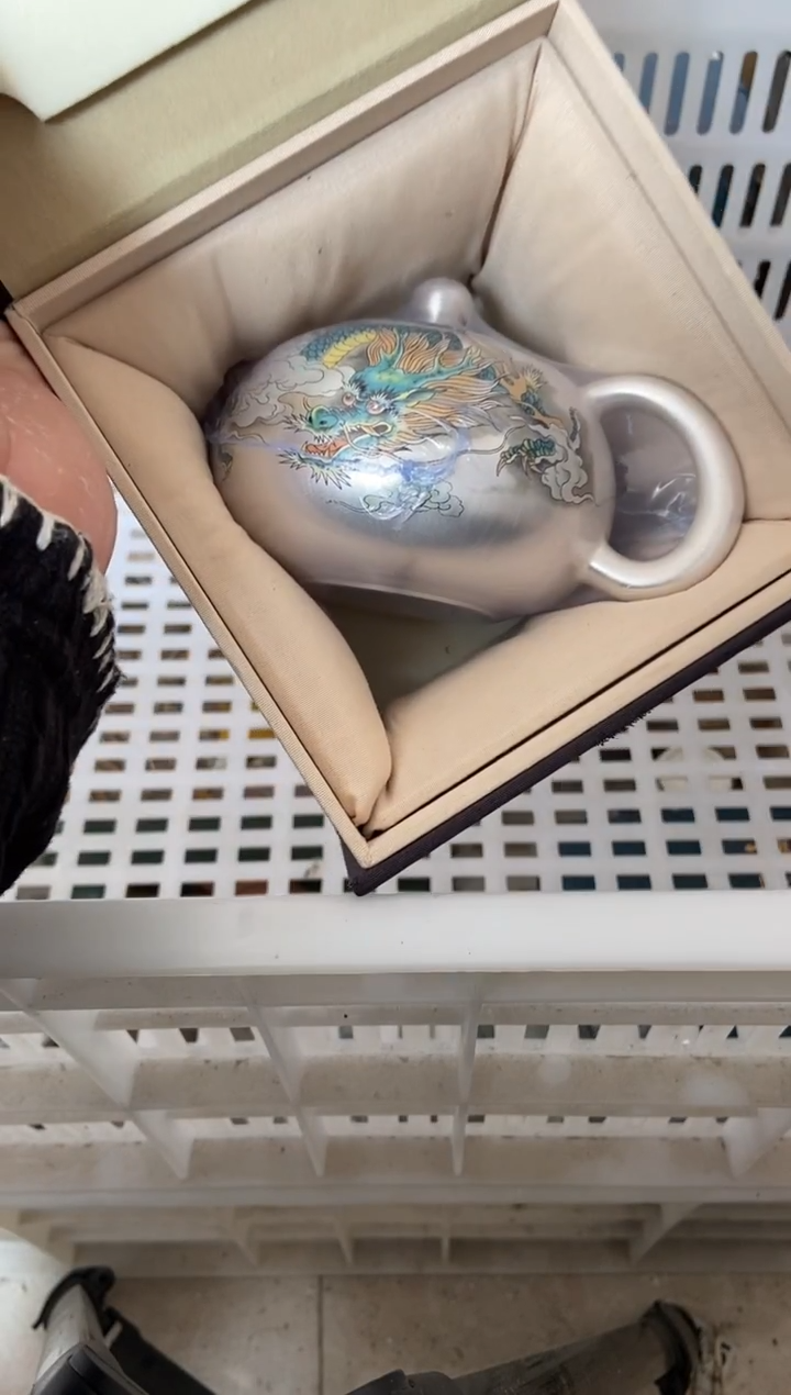 杯无运费险有瑕疵的摄影的产品有使用过的痕迹有点脏介意勿拍