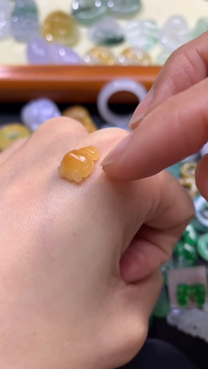 【闪购商品】定制翡翠未镶嵌翡翠