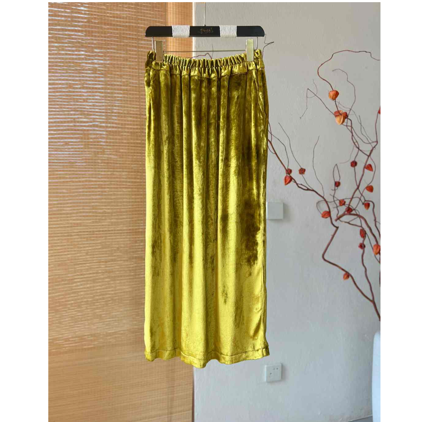 天花板级丝绒半裙无兜版雅金貂皮般手感和关泽，不会泛白的丝绒