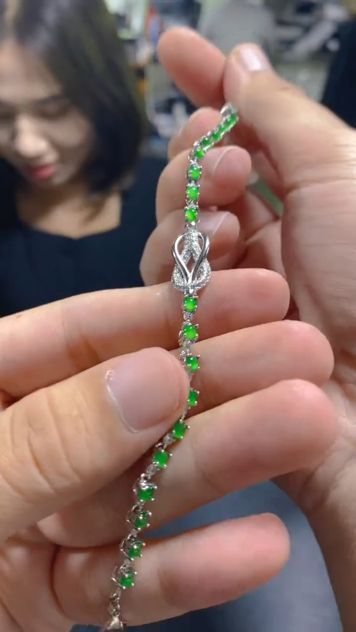 【闪购商品】翡翠手链未镶嵌0447940820多样性发一