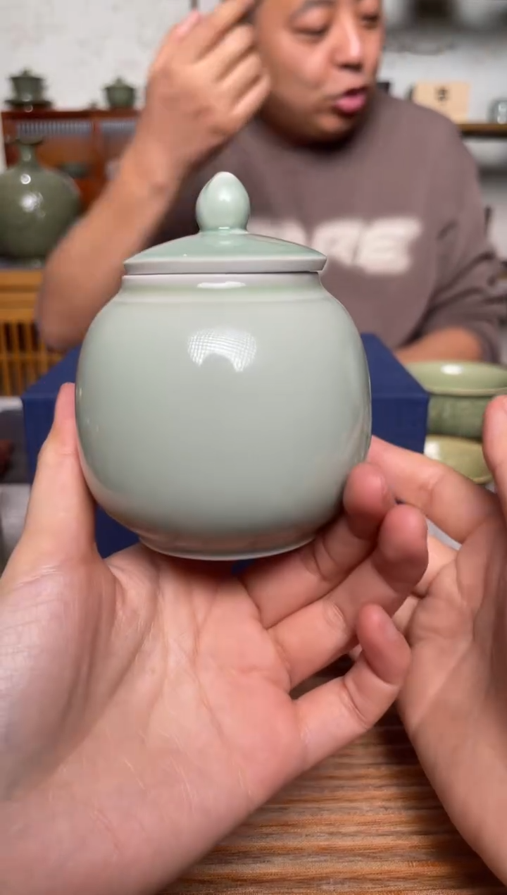 【闪购商品】其他耀州窑天青色茶叶罐微瑕福利