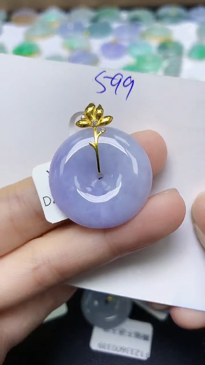 翡翠18K金镶嵌颈饰天然自然緬甸A貨翡翠
